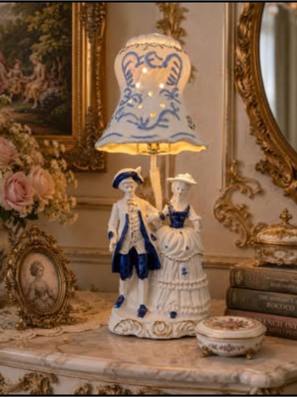Vintage Taiwan Porcelain Courting Couple Figural Table Lamp Victorian Rococo